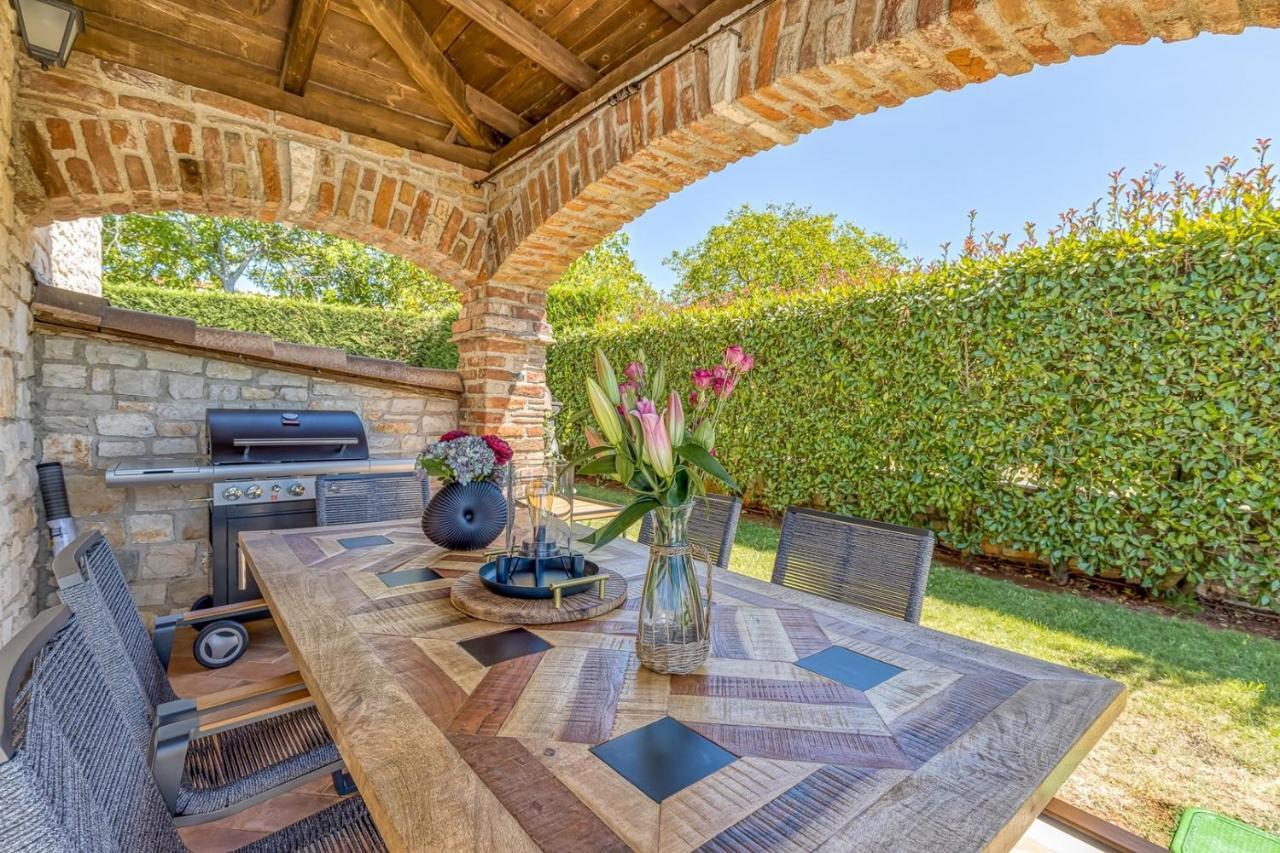 Villa Santolina Baderna 外观 照片